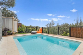 Ourania Luxury Villa with unforgettable sea views, Rye